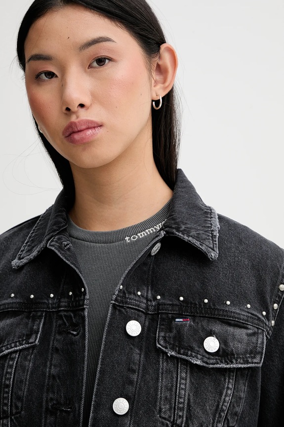 Džínová bunda Tommy Jeans černá DW0DW21547