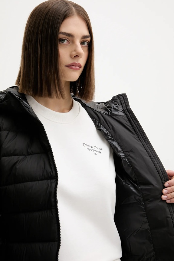 Μπουφάν με επένδυση από πούπουλα Tommy Jeans DW0DW21617