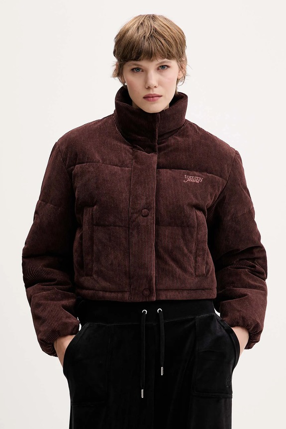 Tommy Jeans geacă cu captuseala maro DW0DW21658
