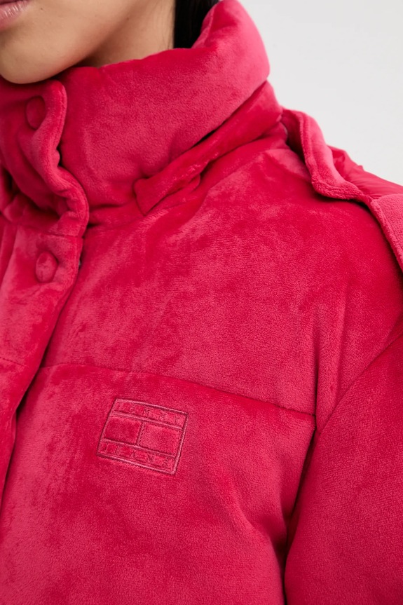 Tommy Jeans rövid kabát DW0DW21668 rózsaszín