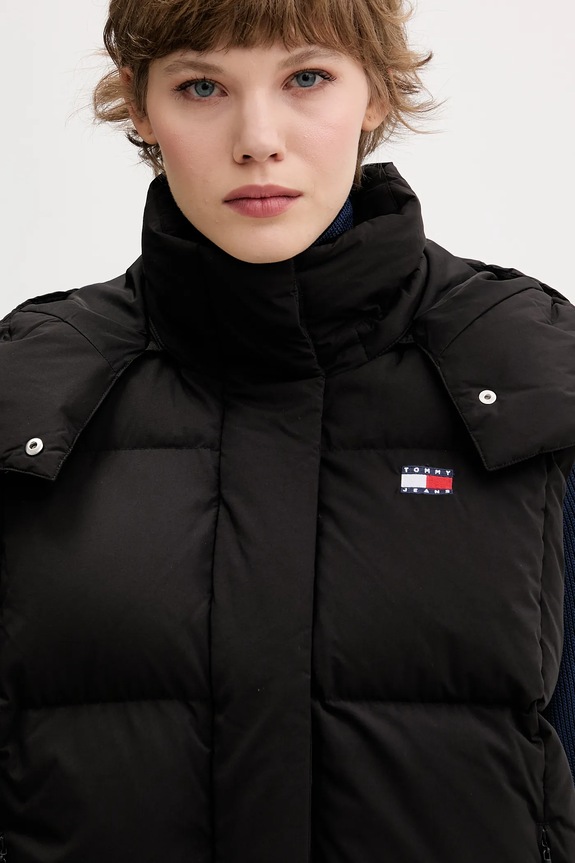 Tommy Jeans vestă de puf negru DW0DW21627