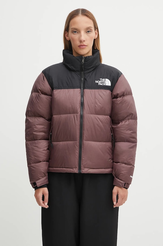 Páperová bunda The North Face 1996 Retro Nuptse hnedá NF0A3XEOCAI1