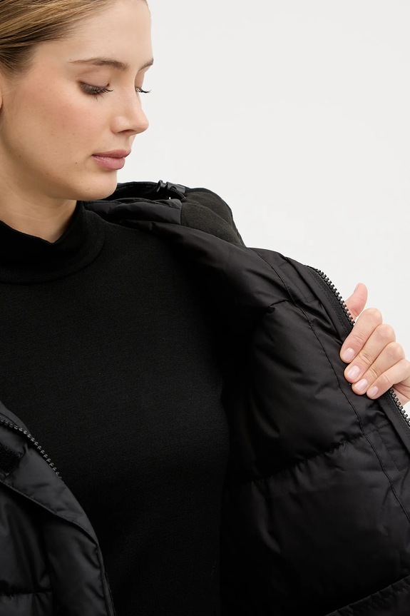 Páperová bunda The North Face Nuptse NF0A832KGOE1