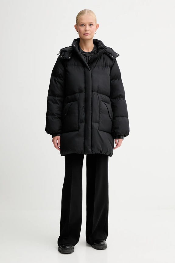 Páperová bunda Levi's 003HB čierna AW25