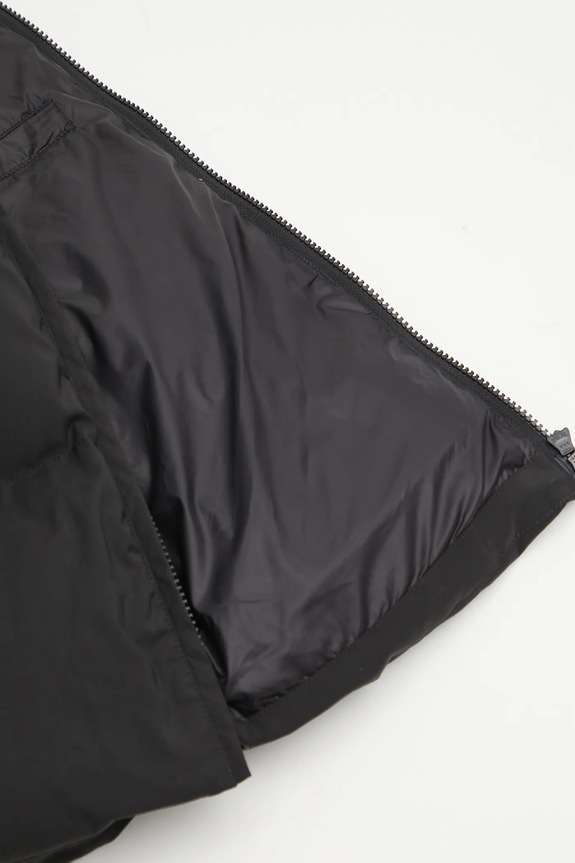 Pernata jakna MM6 Maison Margiela S62AN0159.M35609.900