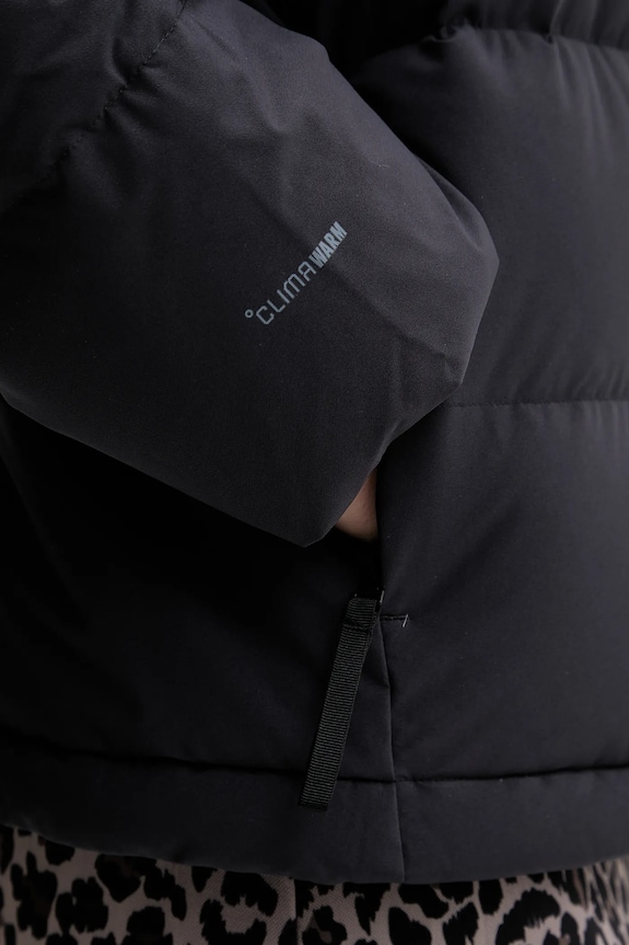 Μπουφάν με επένδυση από πούπουλα adidas Helionic JN2087 μαύρο