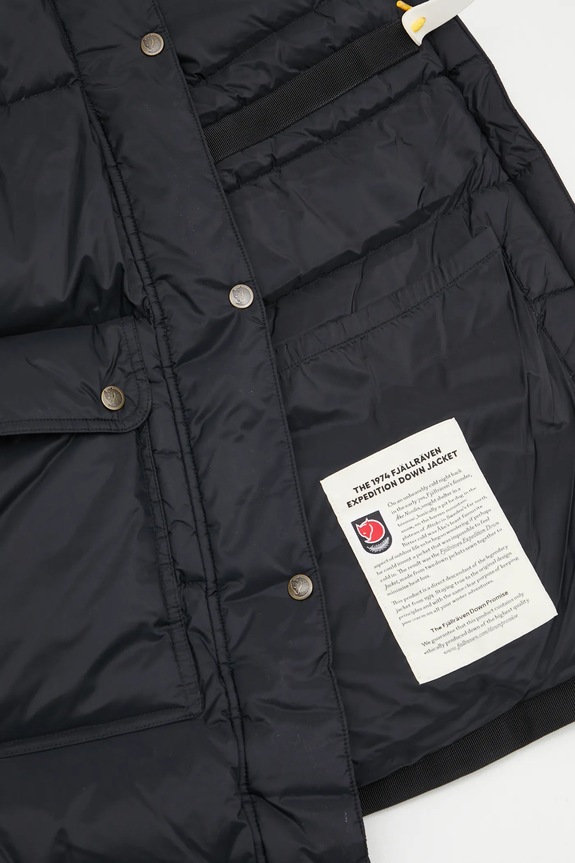 Pernata jakna Fjallraven Expedition F89029 crna