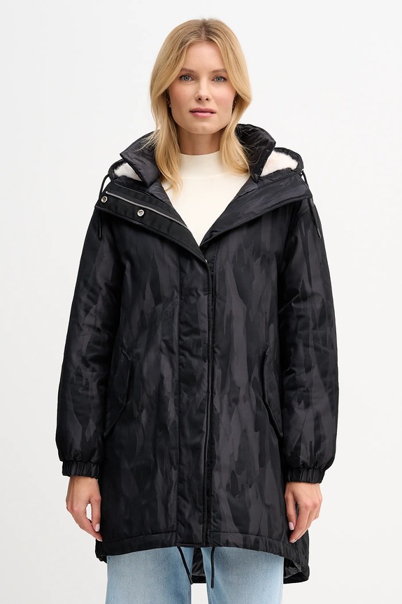 Куртка Sisley с капюшоном чёрный 25E3LN068