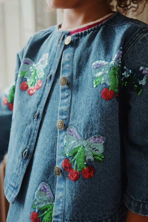 Konges Sløjd kurtka jeansowa dziecięca bawełniana MAGOT SEQUIN DENIM JACKET GOTS KS103890.9BYA