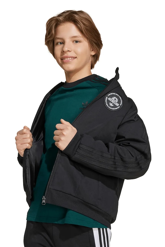 Pamučna jakna adidas Originals JV7706