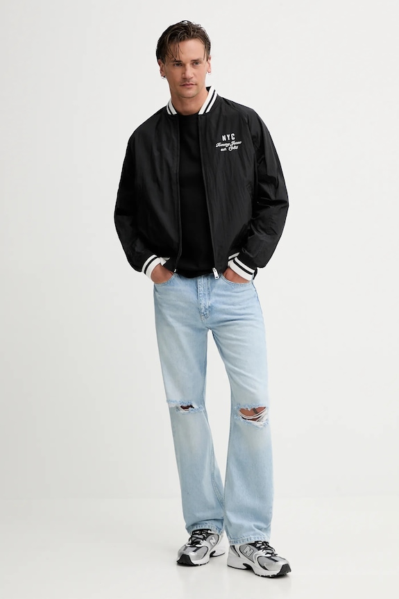 Bunda Tommy Jeans DM0DM21668 čierna AW25