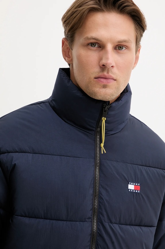 Μπουφάν Tommy Jeans σκούρο μπλε DM0DM22040