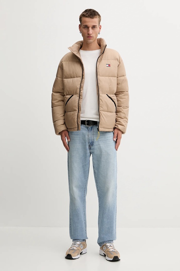 Tommy Jeans geacă DM0DM22040 maro AW25
