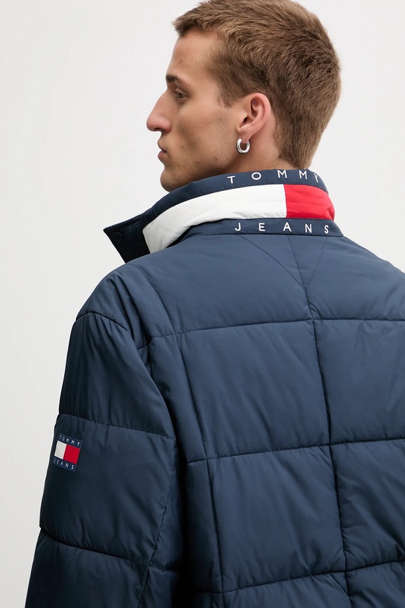 Μπουφάν Tommy Jeans DM0DM22041 σκούρο μπλε