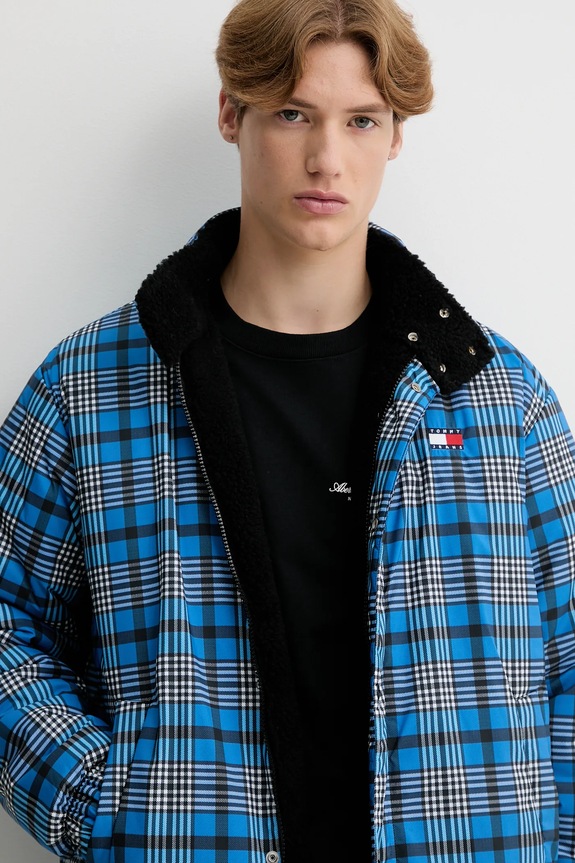 Obojstranná bunda Tommy Jeans DM0DM22064