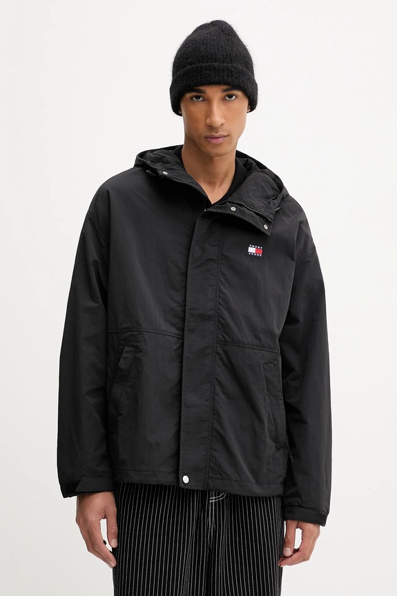 Odzież Tommy Jeans kurtka DM0DM22099 czarny