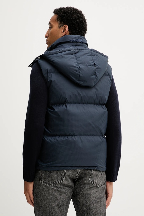 Odzież Tommy Jeans bezrękawnik puchowy DM0DM22068 granatowy