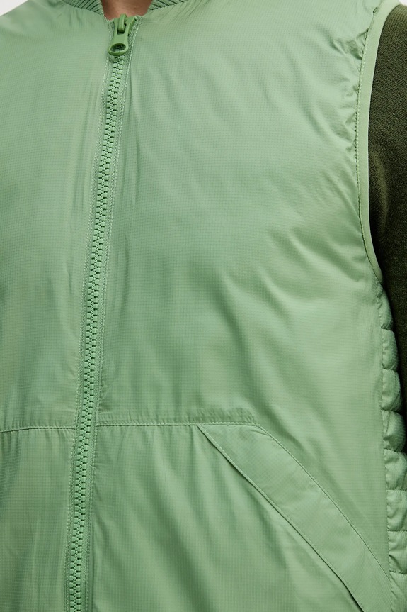 Prsluk United Colors of Benetton 2NBPUJ00Q zelena