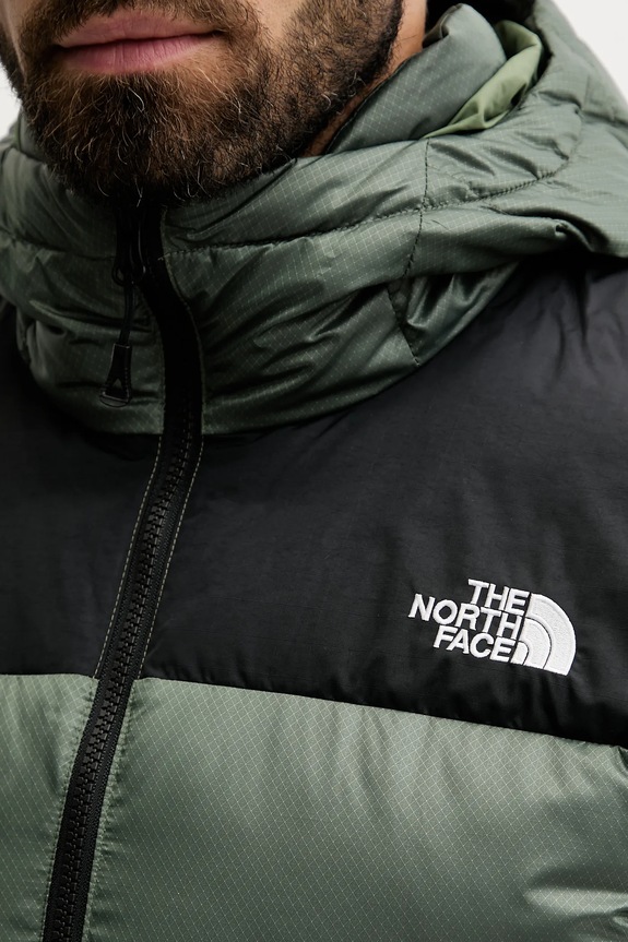 Páperová manšestrová bunda The North Face OUTDOOR NF0A8992EIH1 zelená