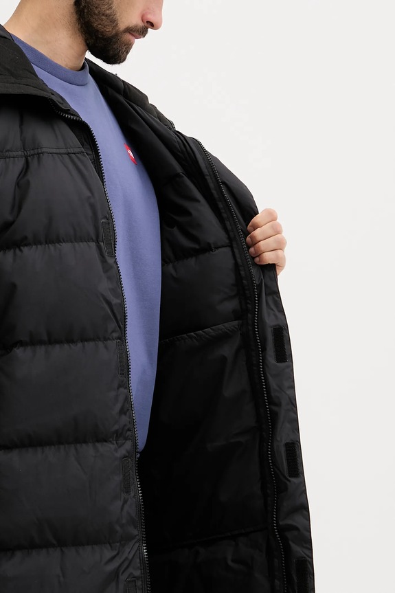 The North Face geacă de puf Nuptse NF0A832JGOE1