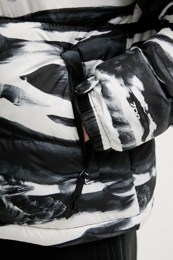The North Face pehelydzseki 1996 Retro Nuptse NF0A8D16DJI1 fekete