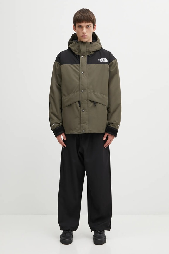 The North Face down jacket Mountain Down Jacket NF0A8D1VBQW1 green