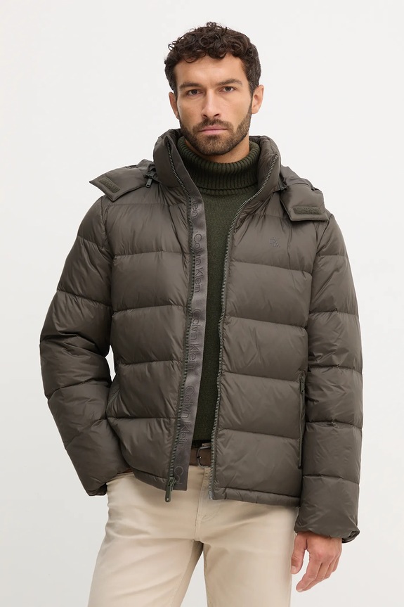 Pernata jakna Calvin Klein Jeans Planet friendly smeđa LV04RC518G