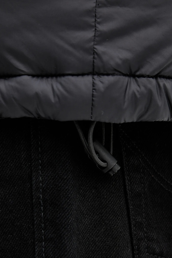 Páperová vesta Calvin Klein Jeans LV04RD531G