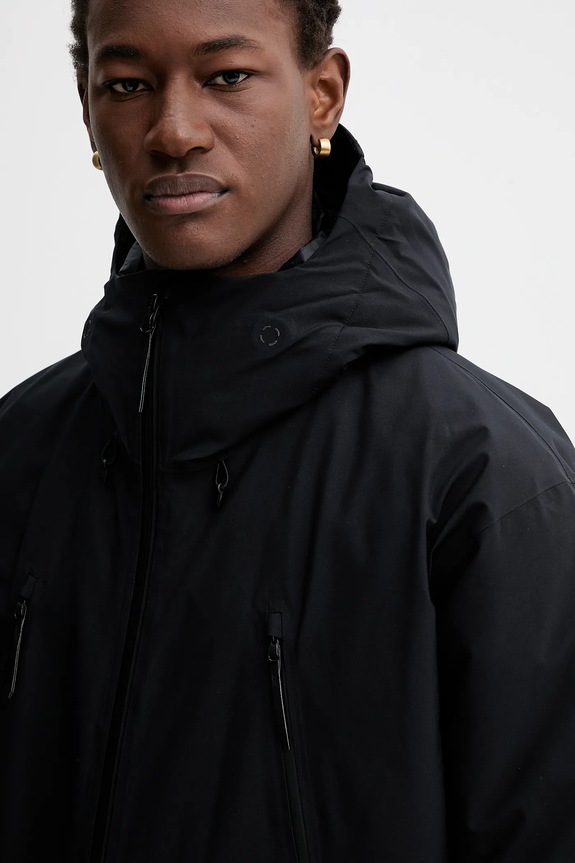 MM6 Maison Margiela geacă de puf x Salomon negru SH0AM0067.M35594.900