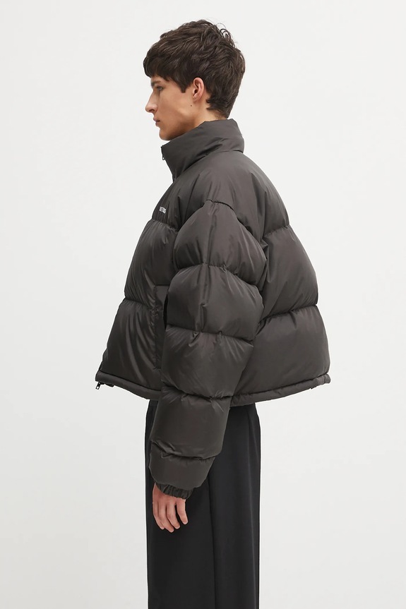 VETEMENTS piumino Iconic Boxy Puffer UH76PU200BW nero AW25
