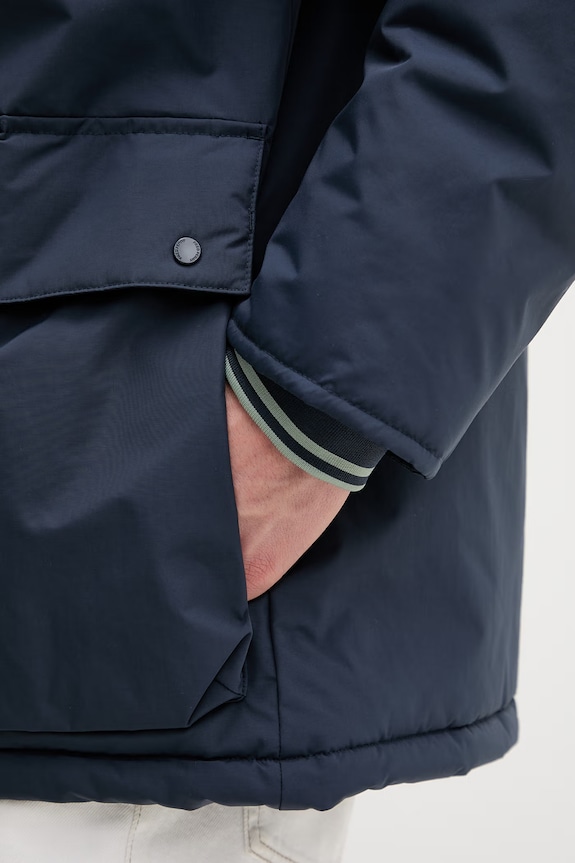 Fred Perry geacă J8519 bleumarin