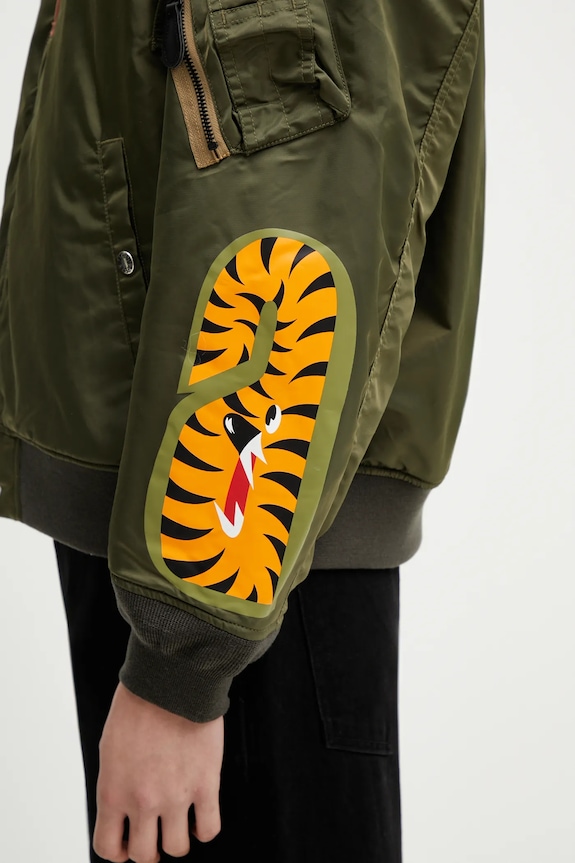 A Bathing Ape kurtka bomber Shark MA-1 001HJL801003M zielony