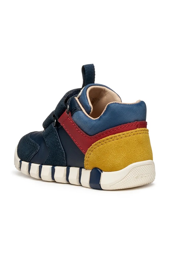 Geox sneakersy dziecięce IUPIDOO granatowy B3555D.05422.18.26