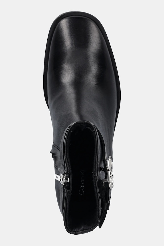 Kožené členkové topánky Calvin Klein BLOCK HEEL BOOT W/ METAL LOGO čierna HW0HW02591