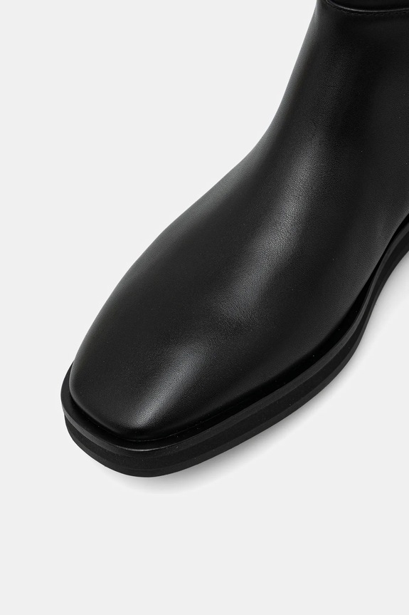 Kožené čižmy Calvin Klein FORMAL UTK BOOT LTH čierna HW0HW02599
