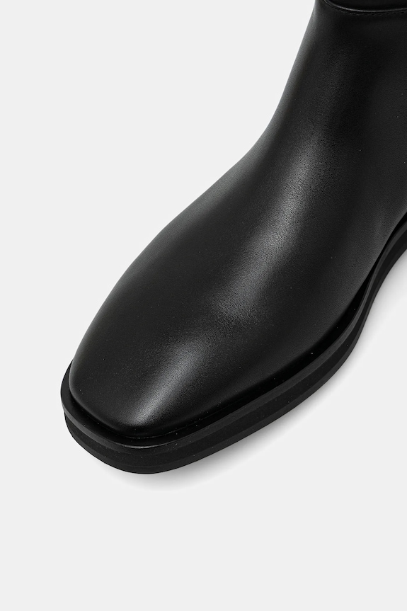 Kožené čižmy Calvin Klein FORMAL UTK BOOT LTH čierna HW0HW02599
