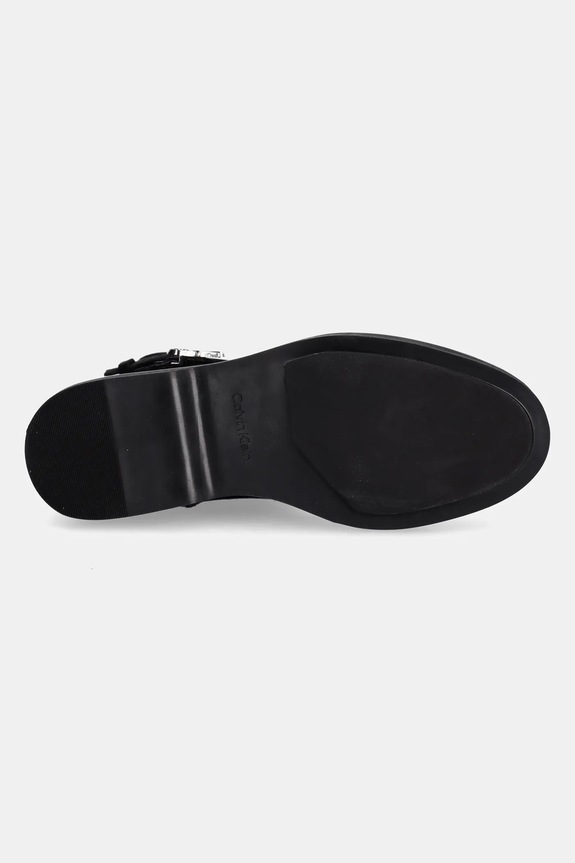 Calvin Klein stivaletti alla caviglia in camoscio ANKLE BOOT W/ METAL LOGO SUE HW0HW02664 nero