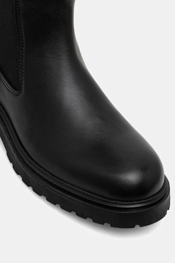 Tommy Hilfiger stivali in pelle TH LTHR CLEATED LONG BOOT nero FW0FW08985