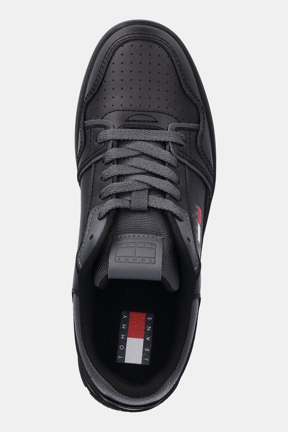 Tommy Jeans sneakers in pelle TJW RETRO BASKET SNEAKER nero EN0EN02839