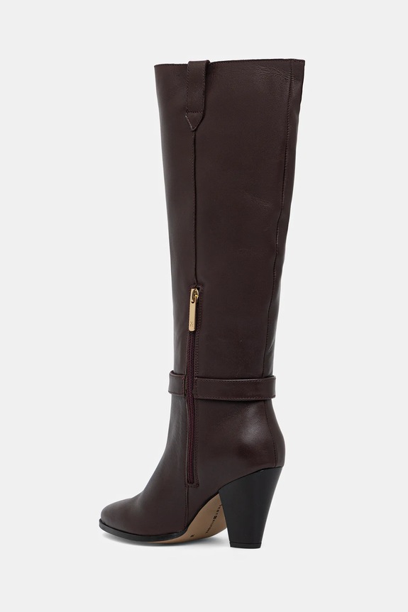 Obuwie Tommy Hilfiger kozaki skórzane TH T-STRAP LTHR POINTY LONG BOOT FW0FW08982 brązowy