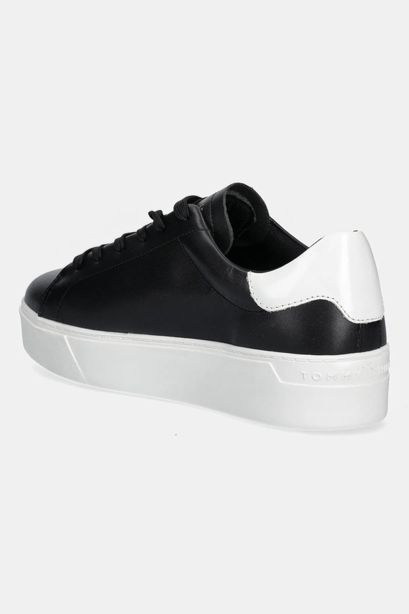 Obuća Kožne tenisice Tommy Hilfiger CHIC PLATFORM CUPSOLE PATENT FW0FW08681 crna