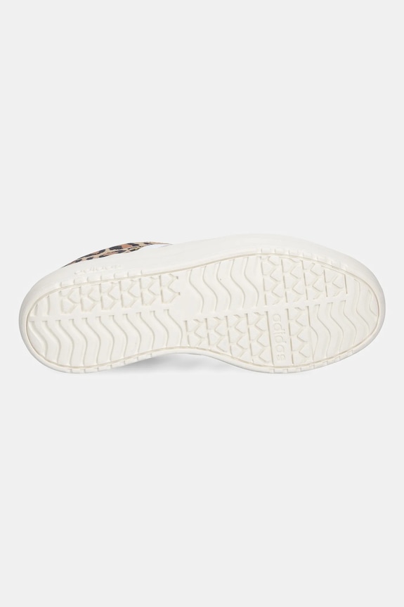 adidas sneakers in camoscio Vl Court Bold JS4376 beige