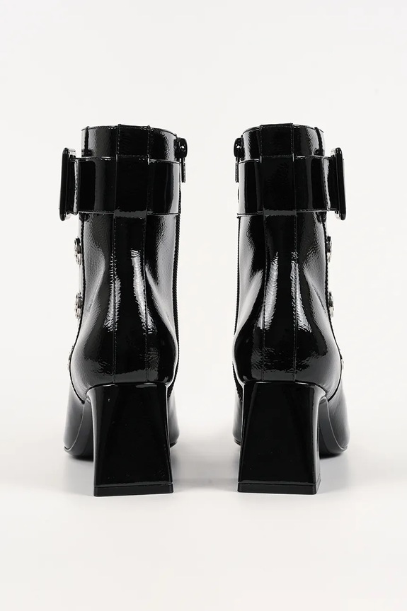 Boty Kožené kotníkové boty Karl Lagerfeld BEATA KL31455A.100 černá