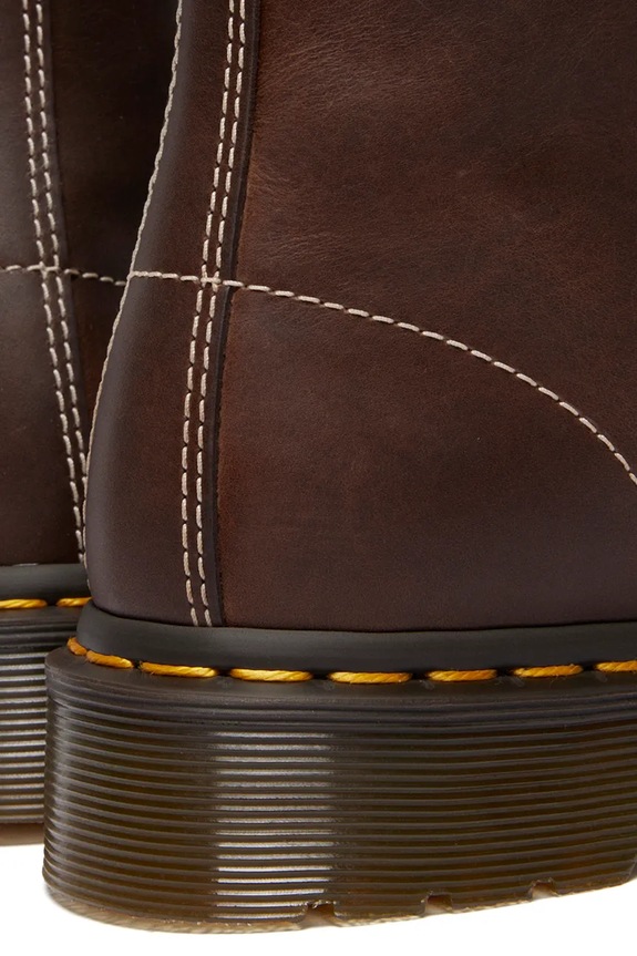 Шкіряні черевики Dr. Martens 1460 Pascal коричневий DM42595200