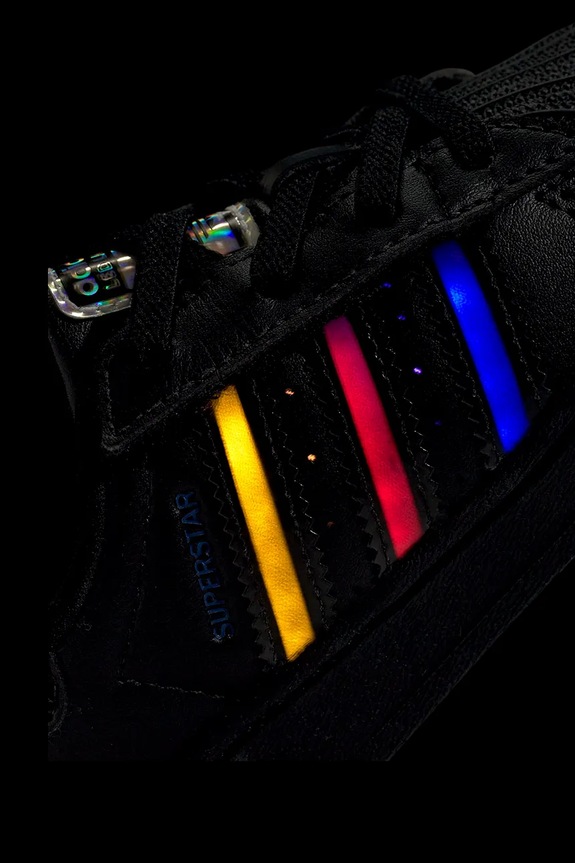 Dětské tenisky adidas Originals SUPERSTAR LED LIGHTS JS1295