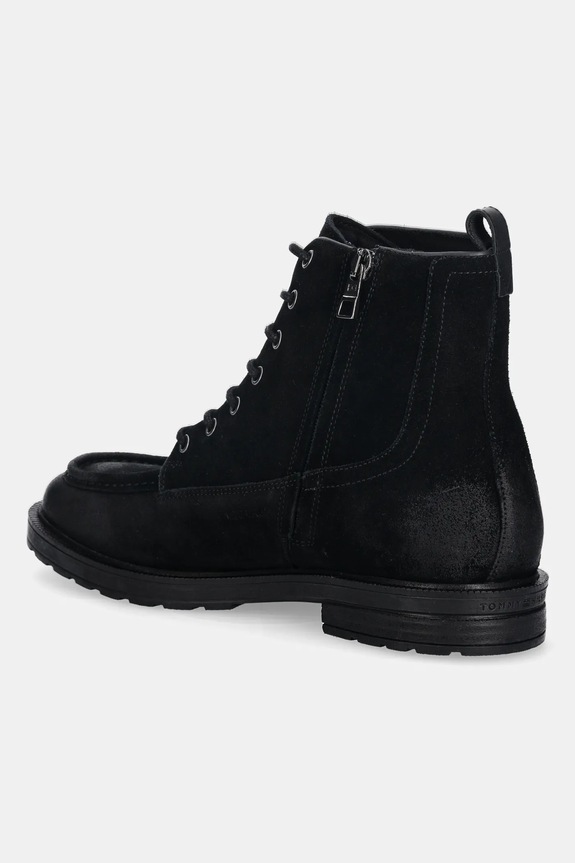 Obuwie Tommy Hilfiger buty zamszowe CLEATED HILFIGER W SDE MOC BOOT FM0FM05599 czarny
