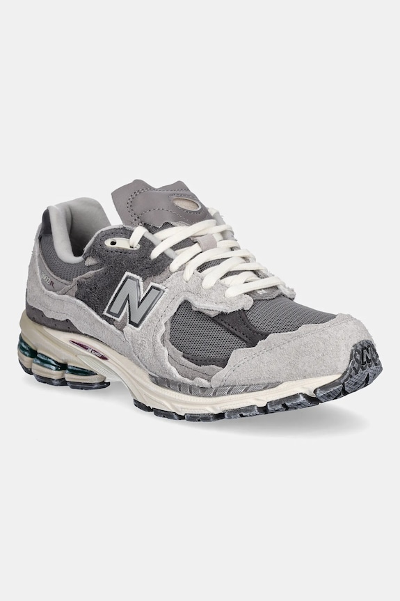 New Balance sneakers 2002 Protection Pack textile gray M2002RDA