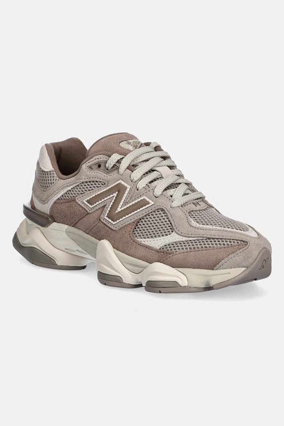 New Balance sneakers 9060 pelle scamosciata marrone U9060ERC