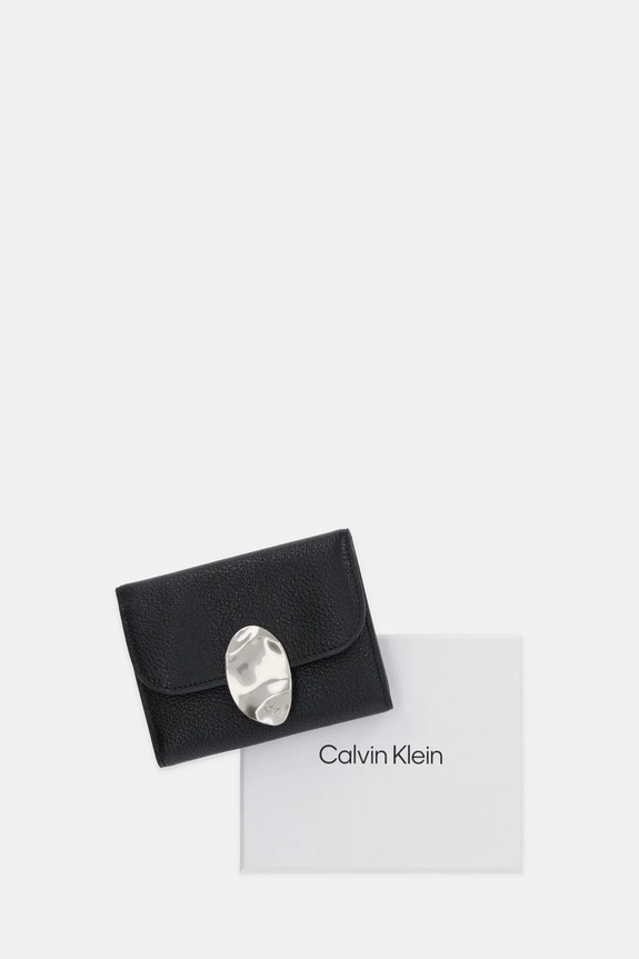 Αξεσουάρ Δερμάτινη θήκη για κάρτες Calvin Klein LV04F1062G μαύρο