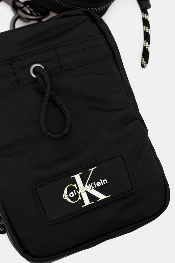 Malá taška Calvin Klein čierna LV04G1080G